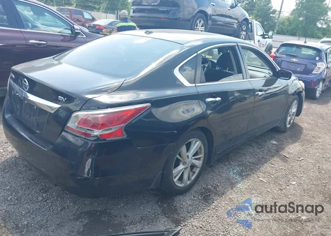 2015 Nissan Altima 2.5 Sv z USA, uszkodzony, nr VIN 1N4AL3AP7FC120125